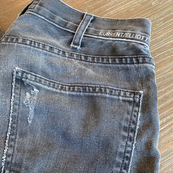 Current Elliot ladies denim in size 24 in night wash shade. - Picture 7 of 12